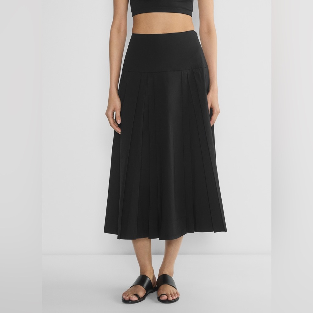 Aritzia Babaton Chandelier Poplin Midi Skirt in Black